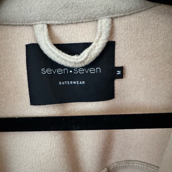 Cream Jacket (Shacket) - Picture 4 of 4